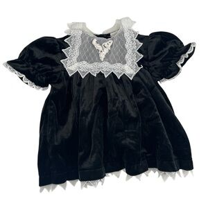 Vtg Cuddle Teen Girls 18 Months Black Velvet Dress White Collar